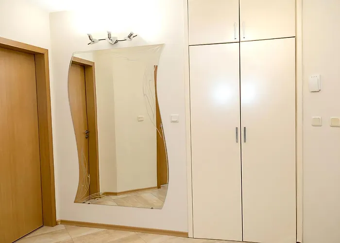 Bright & Spacious 2-bedroom Flat In By Flat Mаnаger * Varna