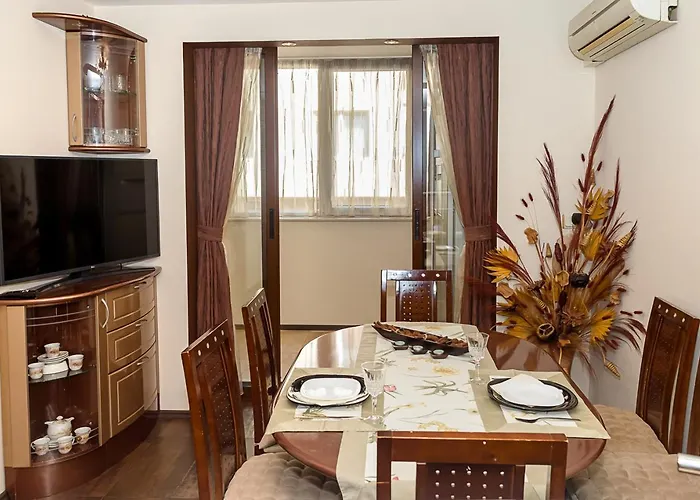 Apartamento Bright & Spacious 2-bedroom Flat In By Flat Mаnаger *