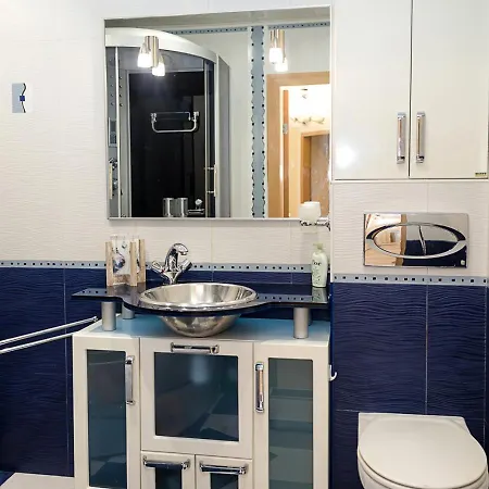 Апартаменты Bright&spacious 2-bedroom Flat In By Flat Mаnаger *