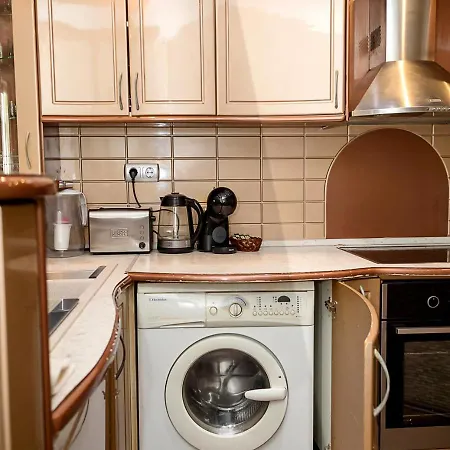 Bright&spacious 2-bedroom Flat In By Flat Mаnаger Апартаменты *